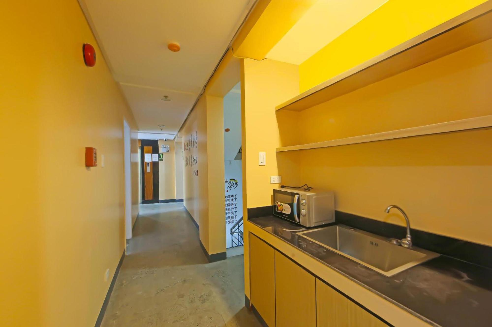Loveness Apartelle Пасай Экстерьер фото